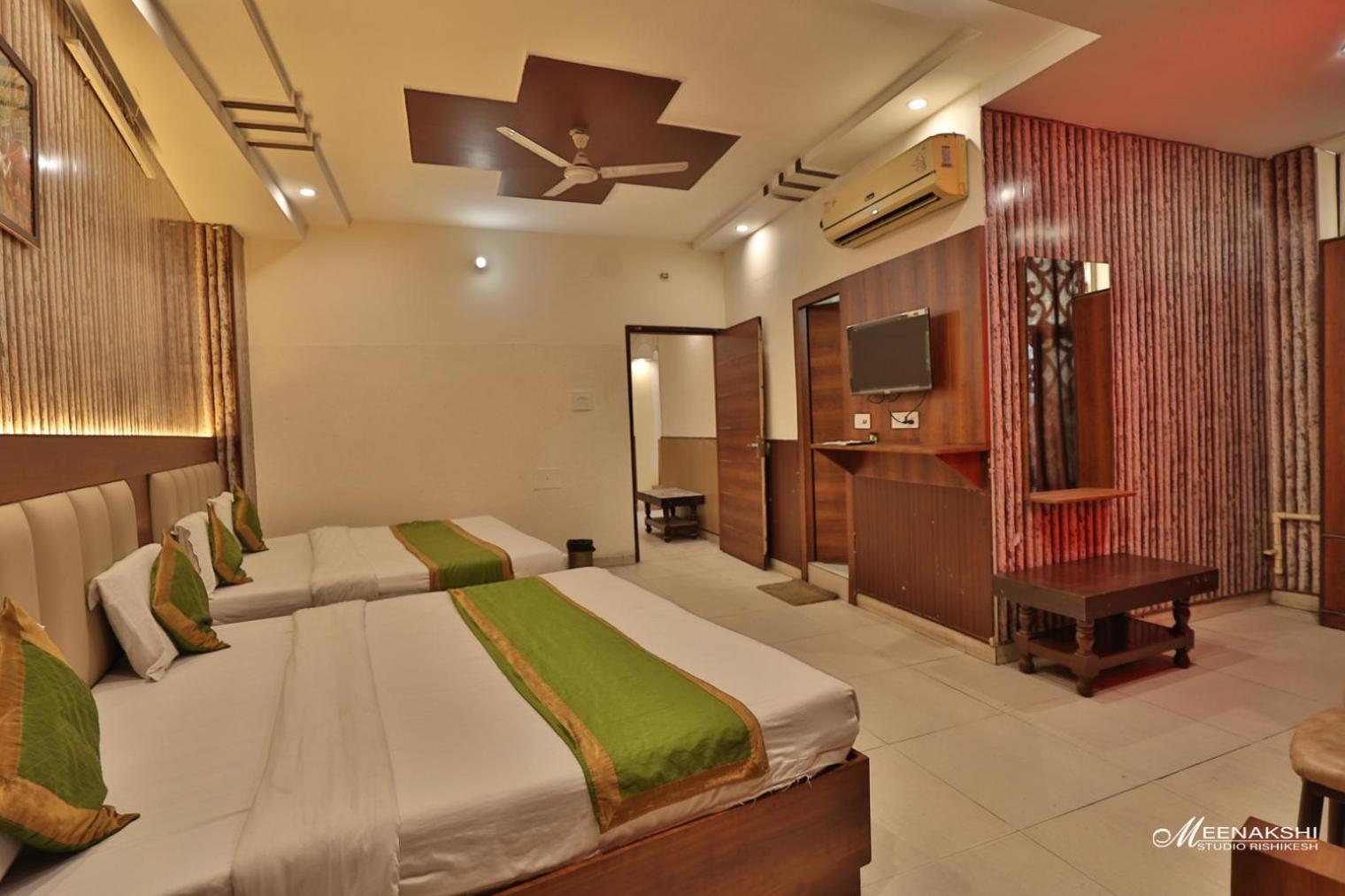 Hotel Haridev Roorkee Экстерьер фото