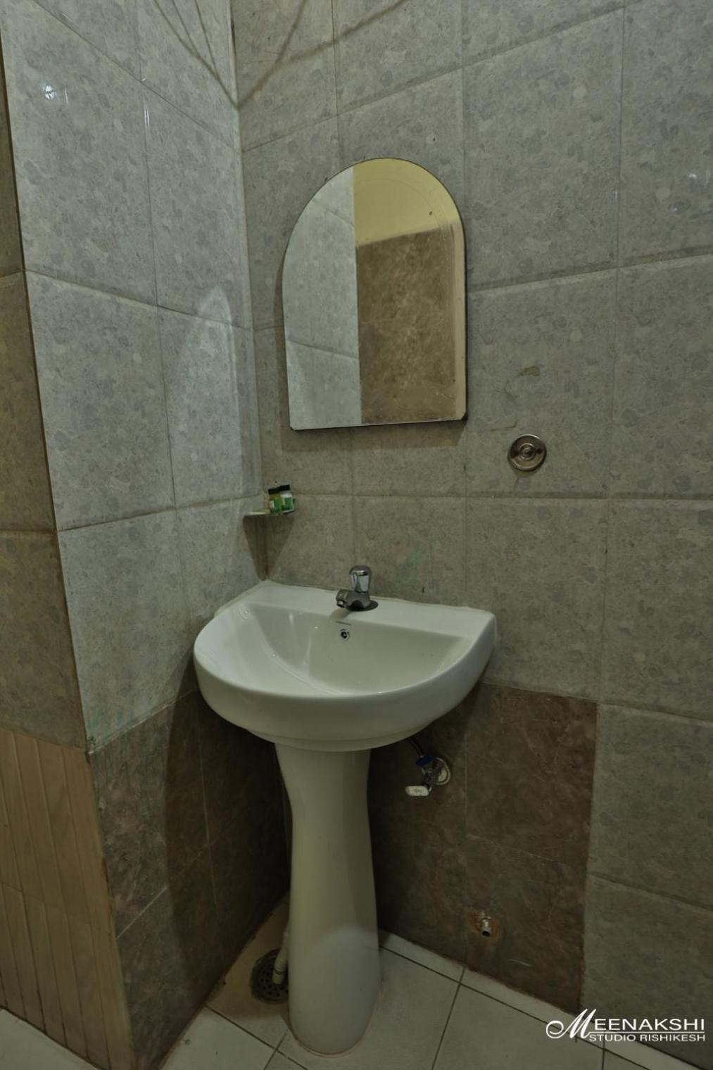 Hotel Haridev Roorkee Экстерьер фото